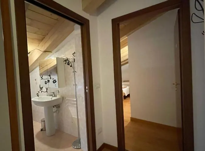 Apartamento Richi Rent 03 *